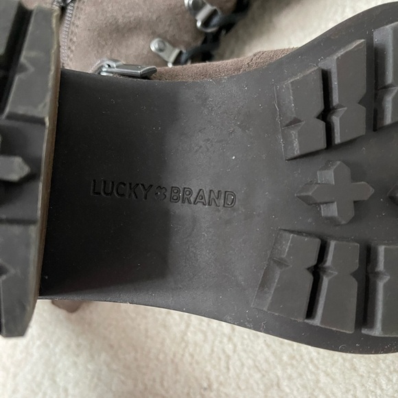 Lucky Brand size 11 brown suede boots - Picture 10 of 10